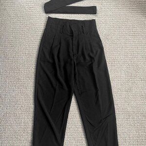 Wide legged pleated polyester pants with belt sash